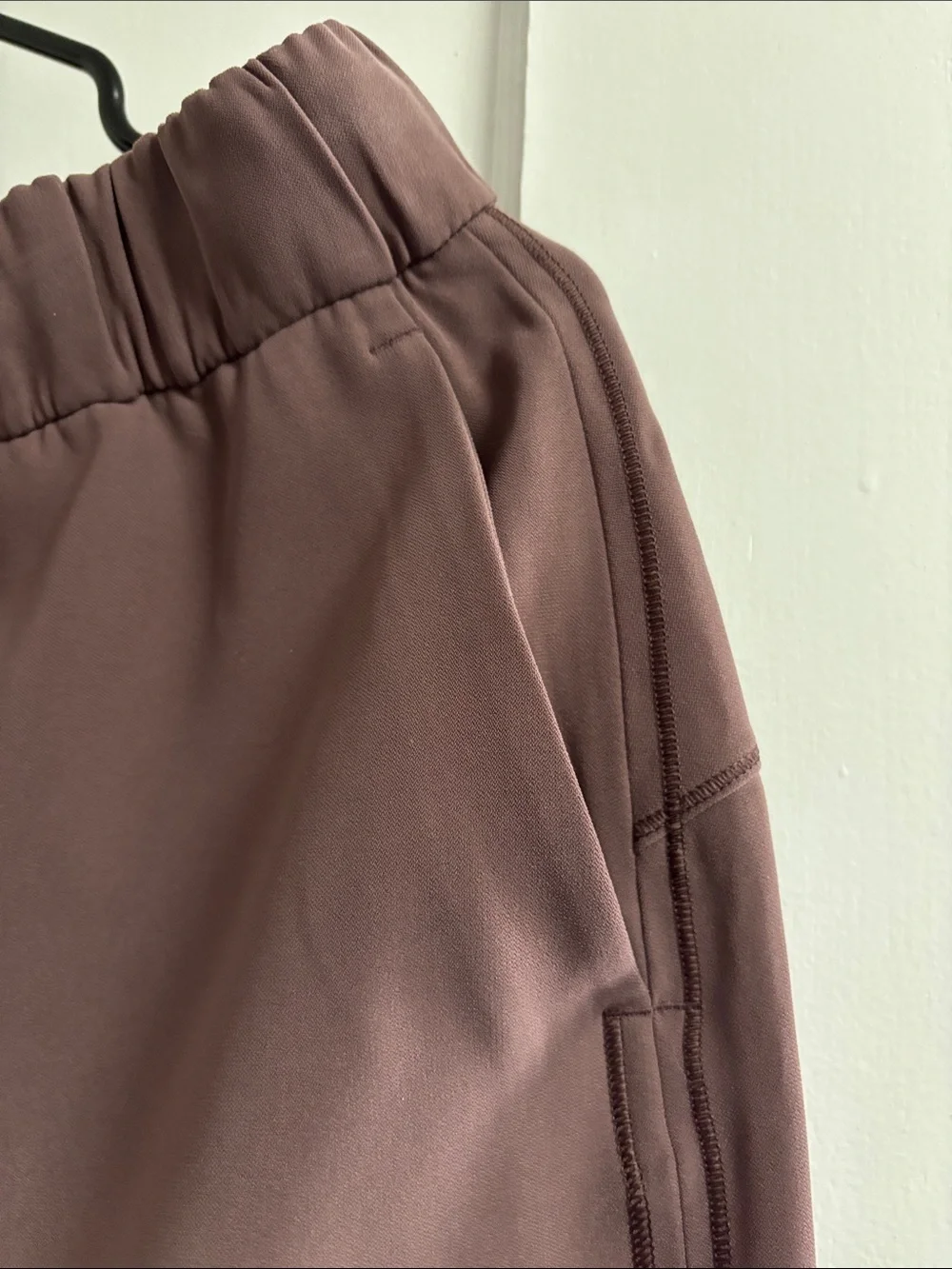 Lululemon On The Fly Skirt *Woven Cherry Cola size 10